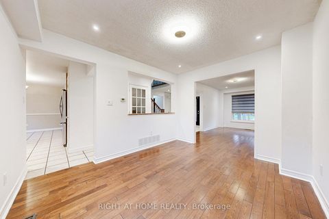 Photo 12 at 91 O'shaughnessy Crescent, Holly, Barrie