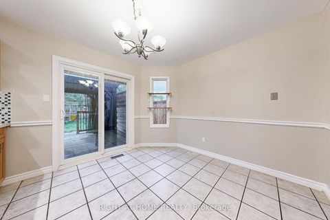 Photo 17 at 91 O'shaughnessy Crescent, Holly, Barrie