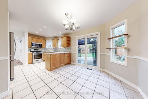 Photo 18 at 91 O'shaughnessy Crescent, Holly, Barrie