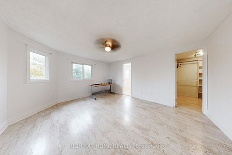 Photo 21 at 91 O'shaughnessy Crescent, Holly, Barrie