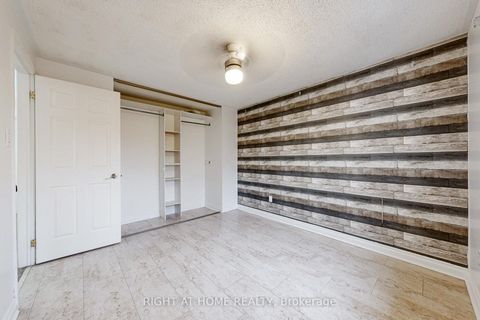 Photo 27 at 91 O'shaughnessy Crescent, Holly, Barrie