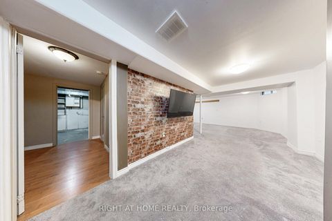 Photo 42 at 91 O'shaughnessy Crescent, Holly, Barrie