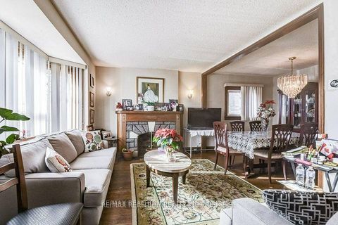 Photo 9 at 84 Kings Park Boulevard, East York, Toronto