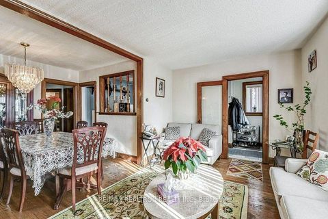 Photo 12 at 84 Kings Park Boulevard, East York, Toronto