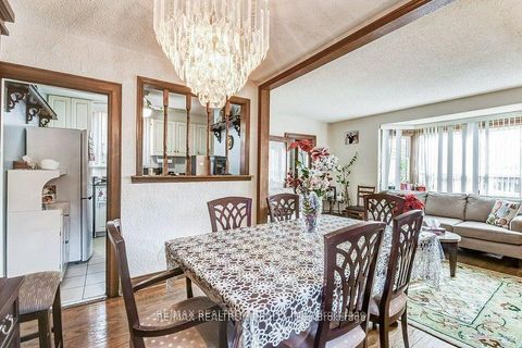 Photo 13 at 84 Kings Park Boulevard, East York, Toronto