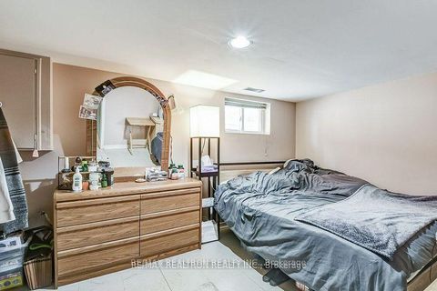 Photo 21 at 84 Kings Park Boulevard, East York, Toronto