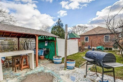 Photo 25 at 84 Kings Park Boulevard, East York, Toronto