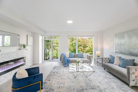 Photo 11 at 22 Pony Farm Drive, Richview, Toronto