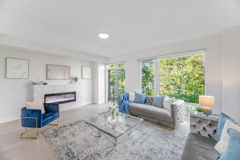 Photo 12 at 22 Pony Farm Drive, Richview, Toronto