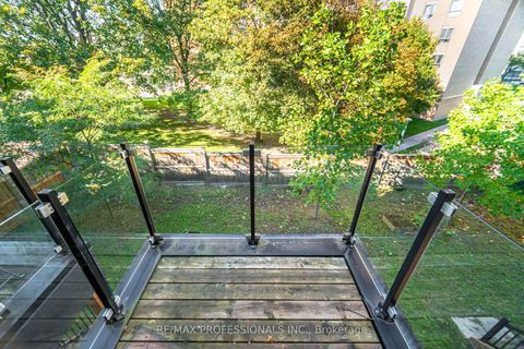 Photo 13 at 22 Pony Farm Drive, Richview, Toronto