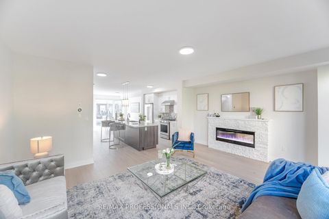 Photo 14 at 22 Pony Farm Drive, Richview, Toronto