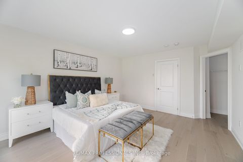 Photo 18 at 22 Pony Farm Drive, Richview, Toronto