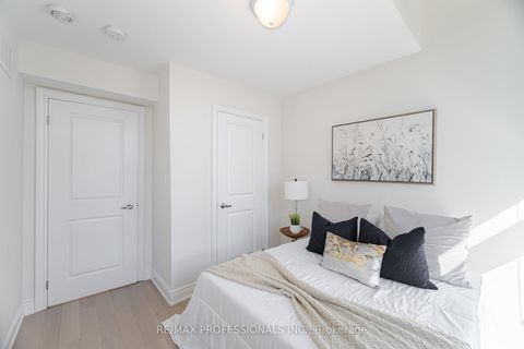 Photo 24 at 22 Pony Farm Drive, Richview, Toronto