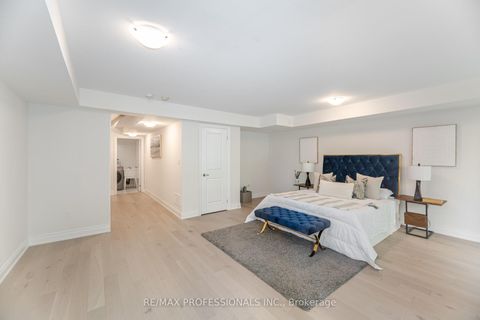 Photo 32 at 22 Pony Farm Drive, Richview, Toronto