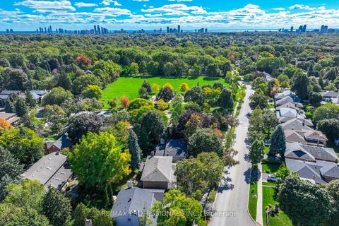 Photo 38 at 22 Pony Farm Drive, Richview, Toronto