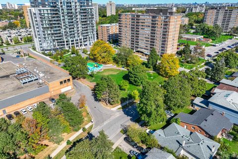 Photo 39 at 22 Pony Farm Drive, Richview, Toronto