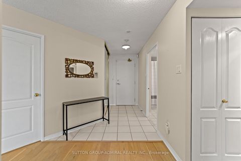 Photo 27 at 304 - 11 Townsgate Drive, Yorkhill, Vaughan