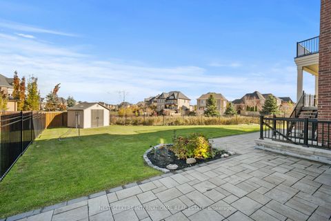 Photo 31 at 12 Albert Hill Court, Nobleton, King