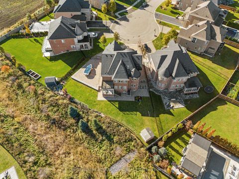 Photo 35 at 12 Albert Hill Court, Nobleton, King