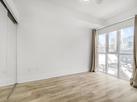 Photo 17 at 618 - 560 Front Street, Waterfront Communities C1, Toronto