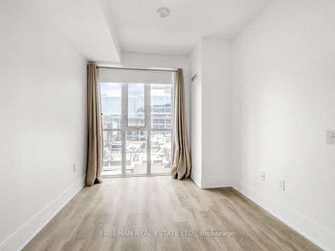 Photo 19 at 618 - 560 Front Street, Waterfront Communities C1, Toronto