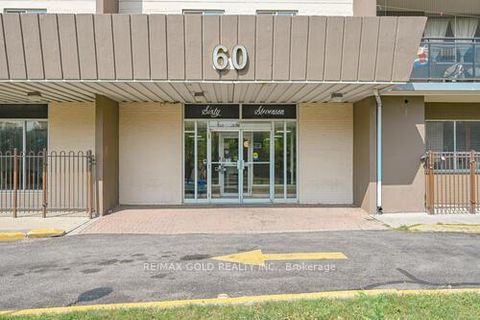 Photo 2 at 207 - 60 Stevenson Road, Jamestown, Toronto