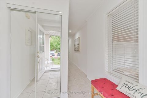 Photo 5 at 7 Via Cassia Drive, Amesbury, Toronto