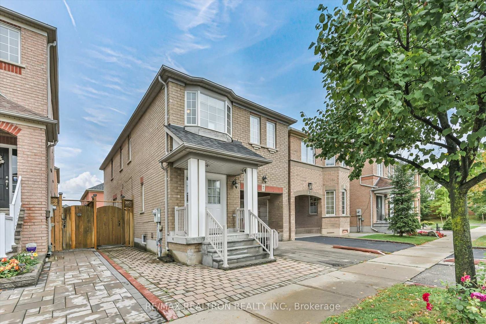 7 Via Cassia Drive, Amesbury, Toronto 