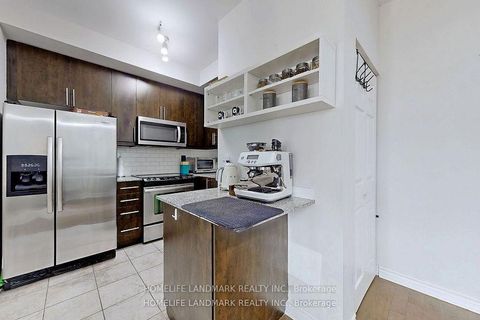 Photo 3 at 315 - 18 Holmes Avenue, Willowdale East, Toronto