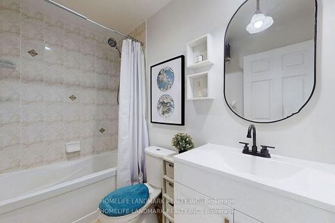 Photo 8 at 315 - 18 Holmes Avenue, Willowdale East, Toronto