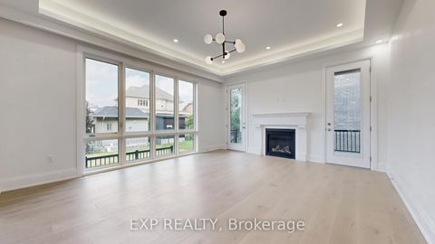 Photo 9 at 38 Deanna Court, Vellore Village, Vaughan