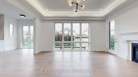 Photo 11 at 38 Deanna Court, Vellore Village, Vaughan