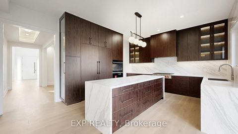 Photo 16 at 38 Deanna Court, Vellore Village, Vaughan