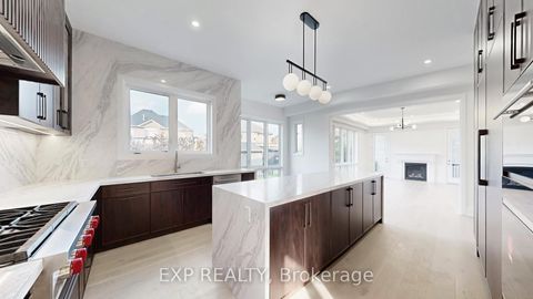 Photo 18 at 38 Deanna Court, Vellore Village, Vaughan