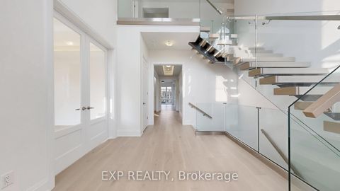 Photo 27 at 38 Deanna Court, Vellore Village, Vaughan