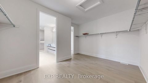 Photo 30 at 38 Deanna Court, Vellore Village, Vaughan