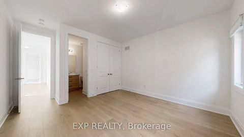 Photo 39 at 38 Deanna Court, Vellore Village, Vaughan