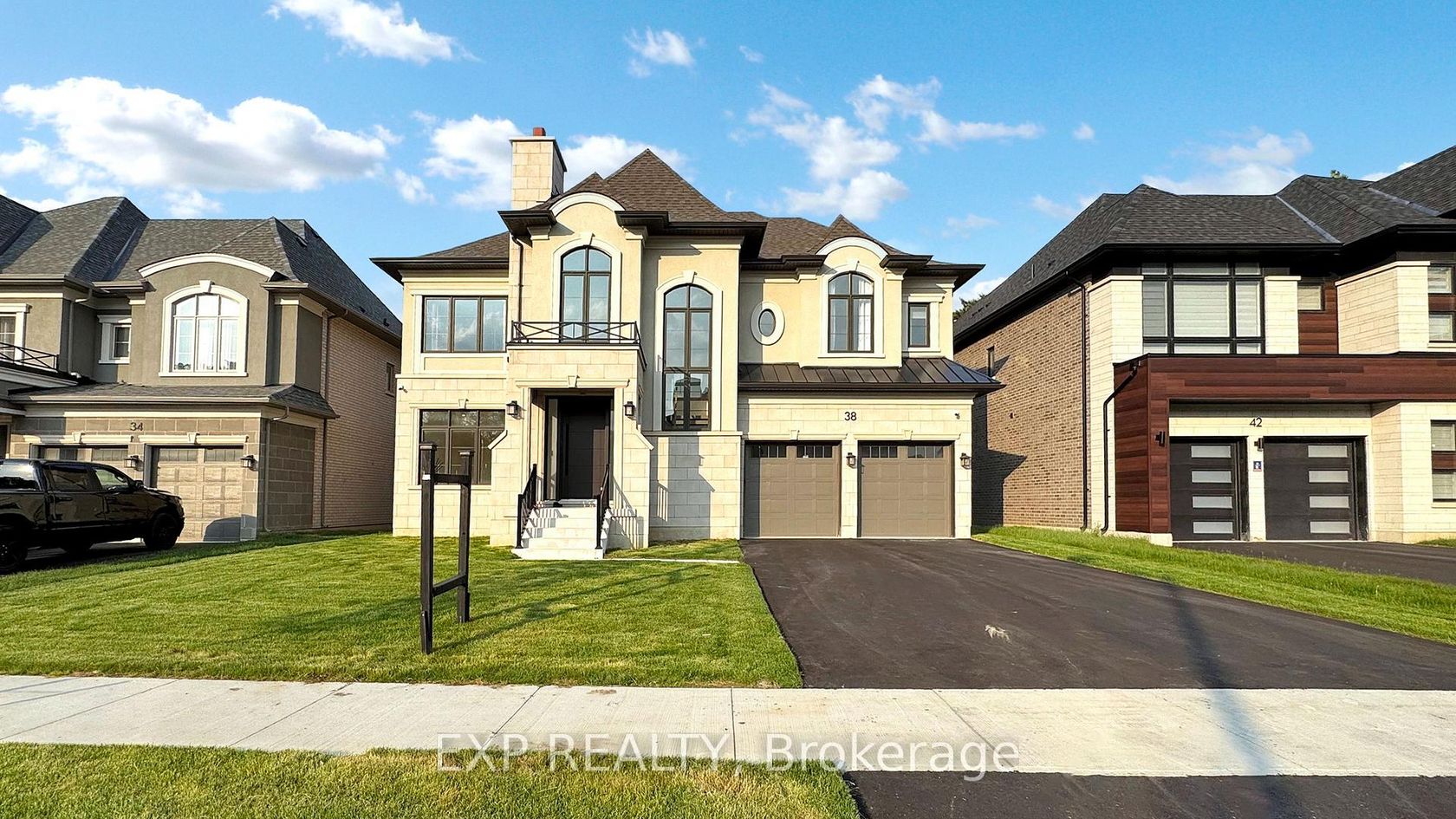 38 Deanna Court, Vellore Village, Vaughan 