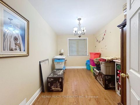 Photo 30 at 81 Argyle Street, Bellwoods, Toronto