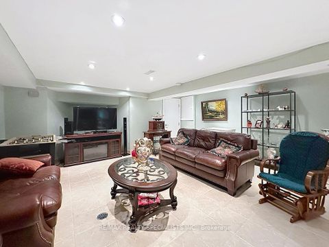 Photo 35 at 81 Argyle Street, Bellwoods, Toronto