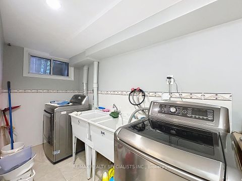 Photo 39 at 81 Argyle Street, Bellwoods, Toronto