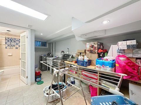 Photo 40 at 81 Argyle Street, Bellwoods, Toronto