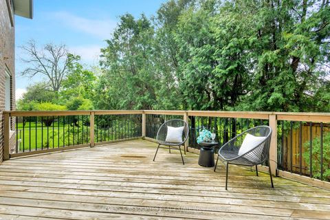 Photo 42 at 19 Holita Road, Newtonbrook West, Toronto