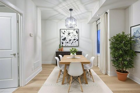 Photo 4 at 321 - 3078 Sixth Line, GO Glenorchy, Oakville