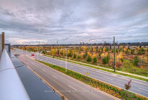 Photo 20 at 321 - 3078 Sixth Line, GO Glenorchy, Oakville