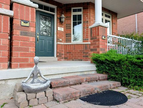 Photo 1 at 75 Pointon Street, Bayview Northeast, Aurora