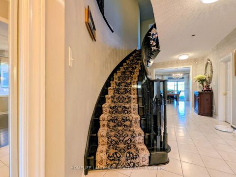 Photo 7 at 75 Pointon Street, Bayview Northeast, Aurora