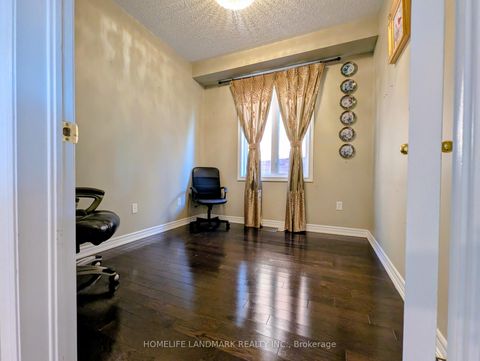 Photo 15 at 75 Pointon Street, Bayview Northeast, Aurora