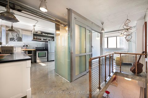 Photo 4 at 702 - 665 Kennedy Road, Kennedy Park, Toronto