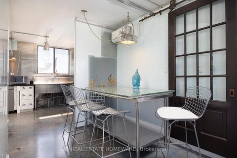 Photo 6 at 702 - 665 Kennedy Road, Kennedy Park, Toronto